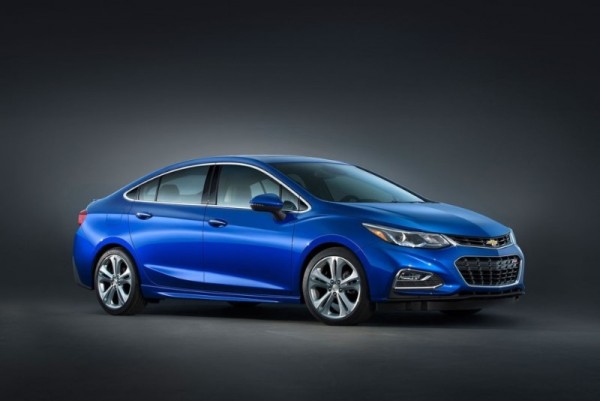 2016-Chevrolet-Cruze-front-three-quarter.jpg