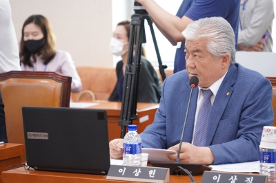 [무형문화재 보전]    무형문화재위원 전문성 부족하거나 이해당사자 위원으로 위촉
