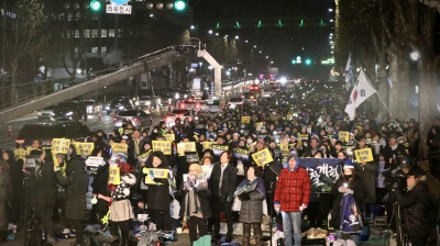 [촛불집회]   검찰 인권유린과 표적수사 더 이상 두고 볼 수 없다