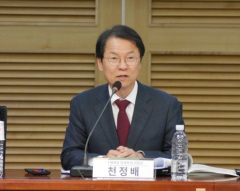 [검찰개혁]  대통령 권력이 가장 셀 때 추진해도 어려운 과제 - 정권의 명운 걸고 해도 될 듯 말 듯 어려운 일