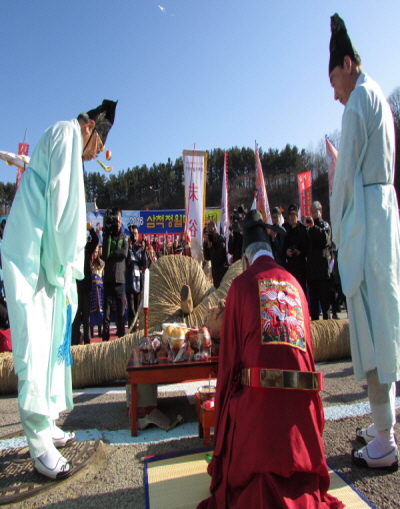 [역사탐방]  삼척사람들의 문화와 몸짓- 삼척 기줄다리기,주민 천여 명이 전통 기줄다리기 시연