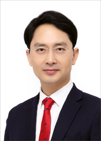 [연구중심 의대]    바이오의료산업 선도위한 의사과학자 양성 및 의학교육 혁신 필요