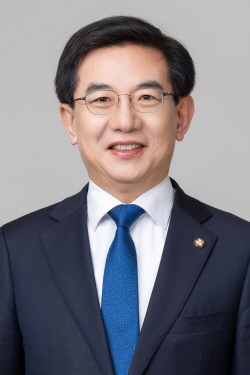 성장률 하락과 새로운 정부의 재정지출 확대 필요성
