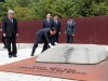 문희상 국회의장, 봉하마을 방문해 노무현 전 대통령 묘소 참배